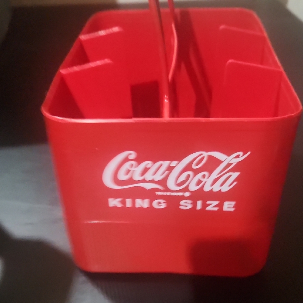 Coca-Cola Red King Size Carrier - Picture 4 of 6